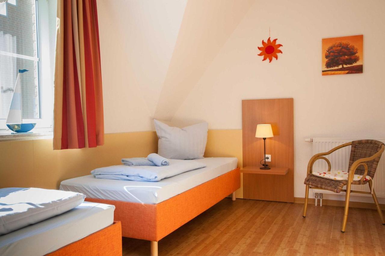 Seepark Burhave_ Hotel Butjadingen Exterior photo